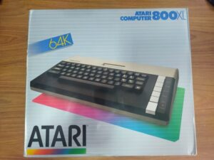 COMPUTER-ATARI 800XL - NEW OLD STOCK.
